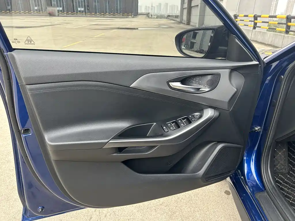 Hyundai Fista 2020 — фото 11