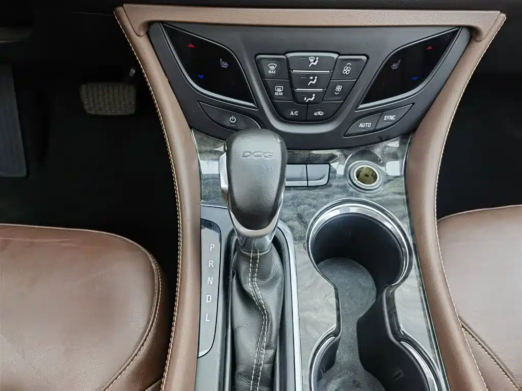 Buick Envision Plus 2015 — фото 13