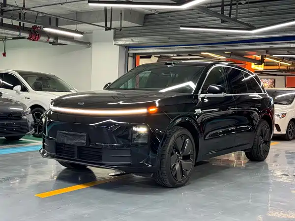 Li Auto L6 2024