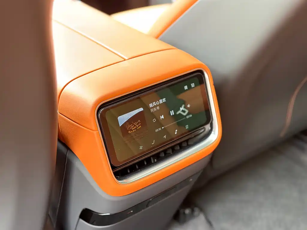 Xiaomi YU7 2025 — фото 22