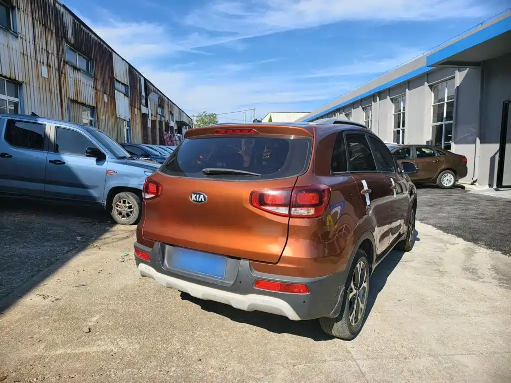 Kia KX3 2017 — фото 8