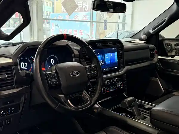 Ford F-150 Raptor 2022