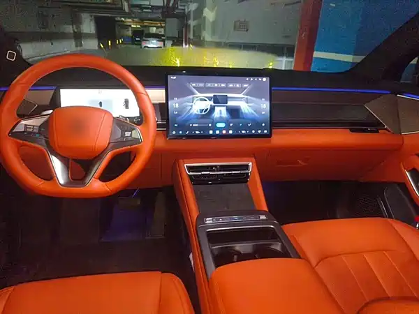 BYD Tang L 2025