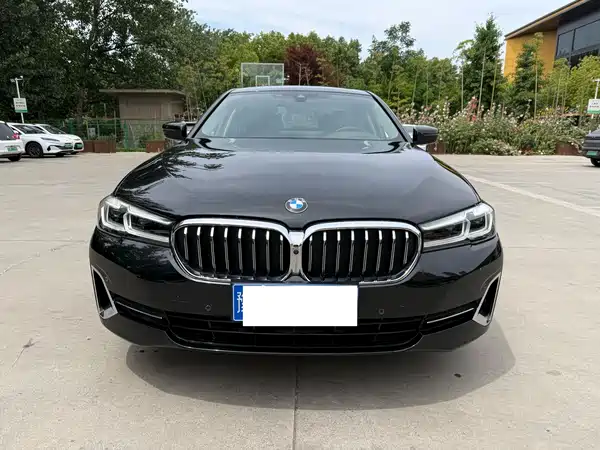 BMW 5 Series 2023