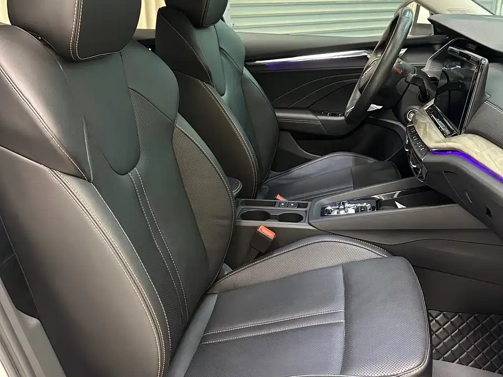 Skoda Octavia 2022 — фото 12