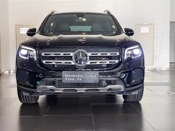 Mercedes-Benz GLB 2023
