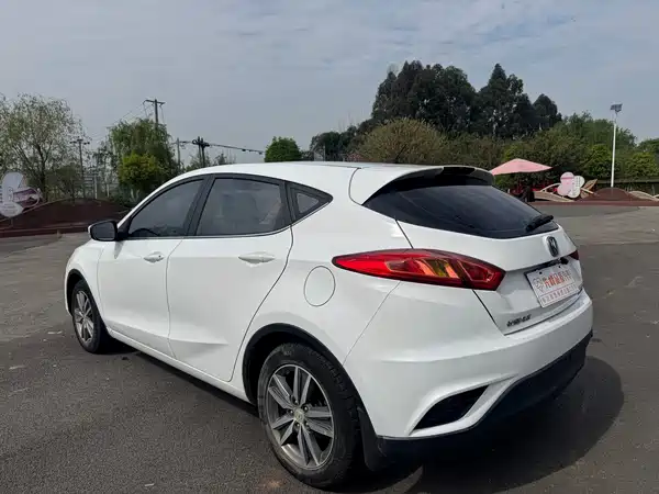 Changan Eado XT 2015