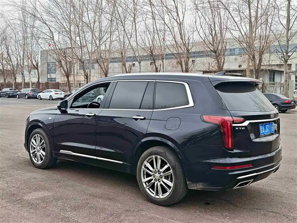 Cadillac XT6 2022 — фото 21