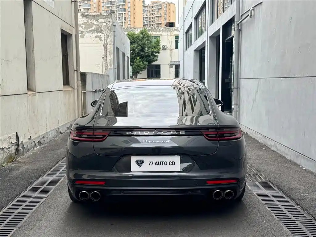 Porsche Panamera 2019 — фото 5