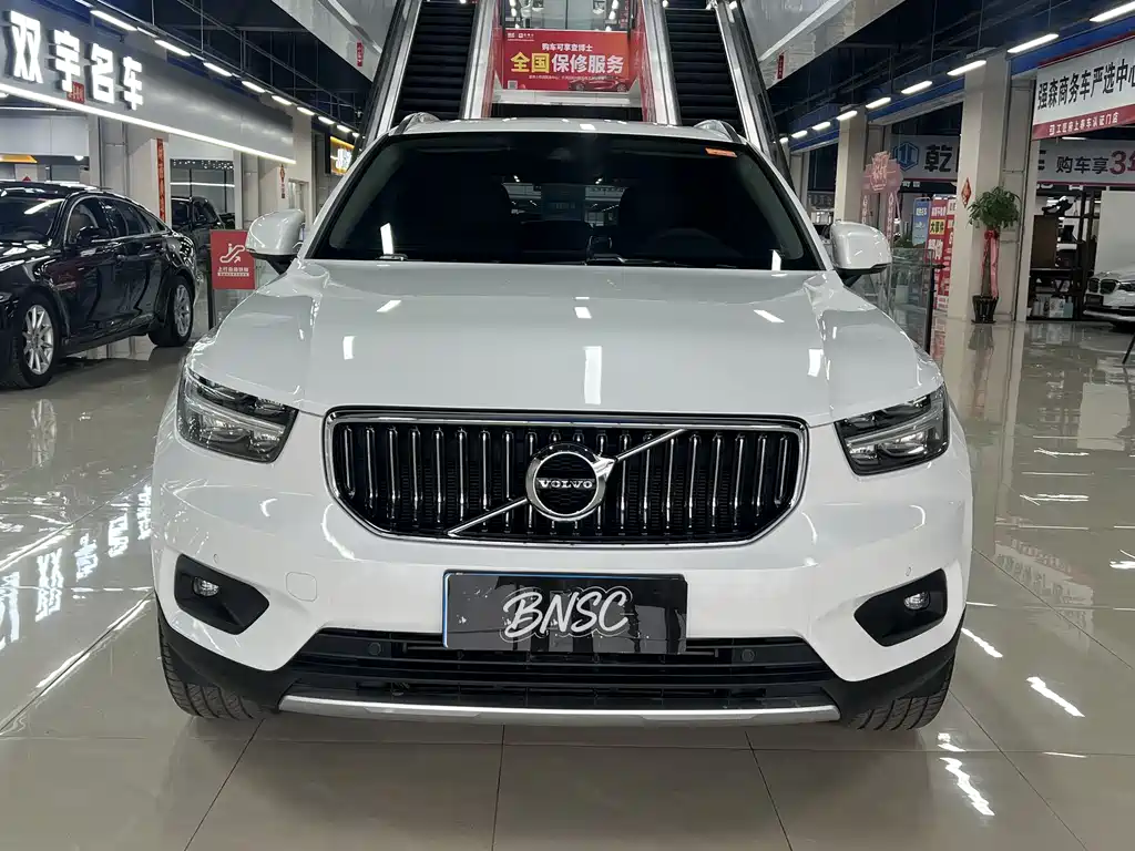 Volvo XC40 2020 — фото 4