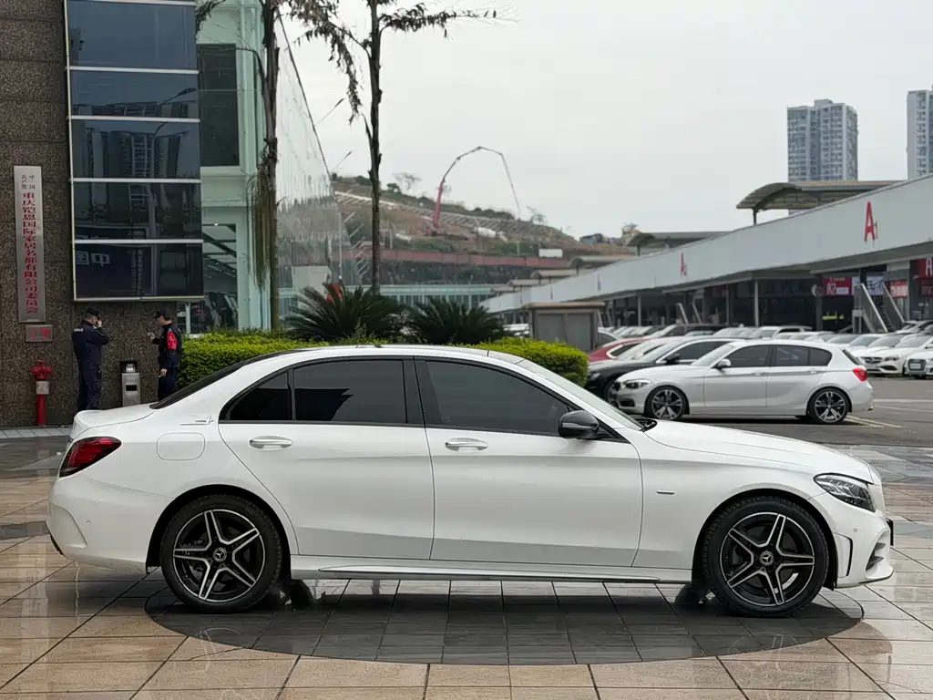 Mercedes-Benz C-Class 2020 — фото 4