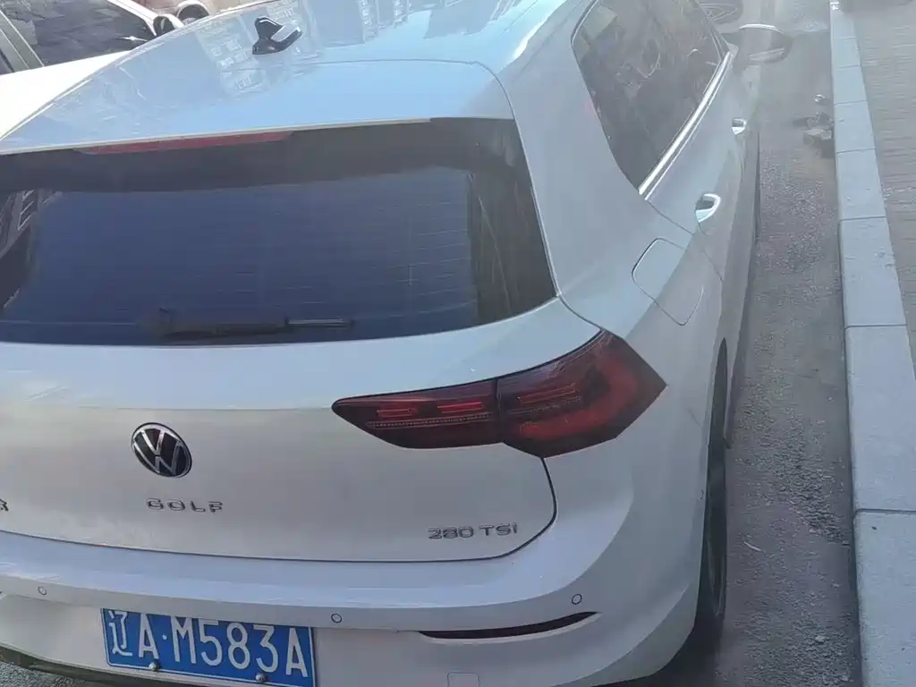 Volkswagen Golf 2023