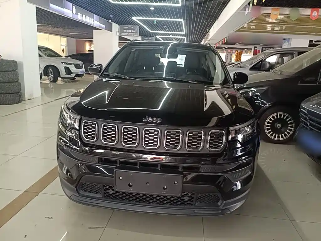 Jeep Compass 2021 — фото 3