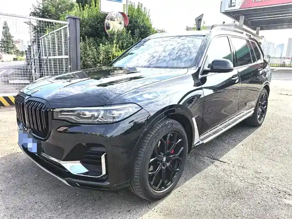 BMW X7 2022