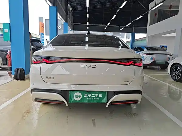 BYD Seal 06 2025