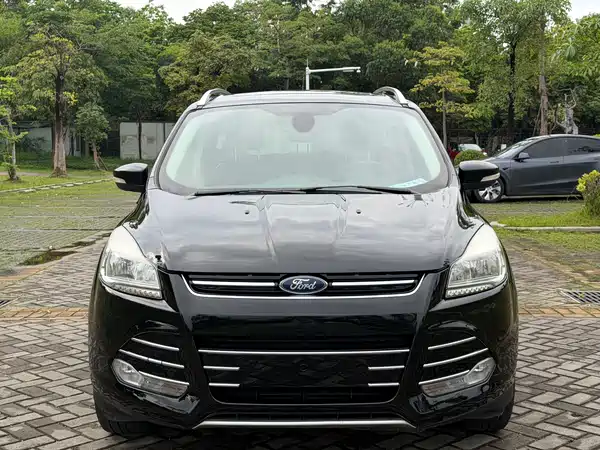 Ford Kuga 2015