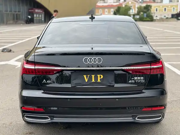 Audi A6L 2020