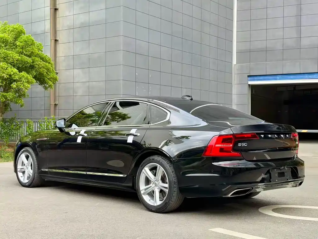 Volvo S90 2019 — фото 6