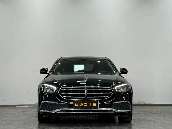 Mercedes-Benz E-Class 2022