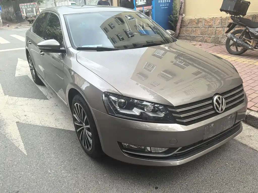 Volkswagen Passat 2015 — фото 2