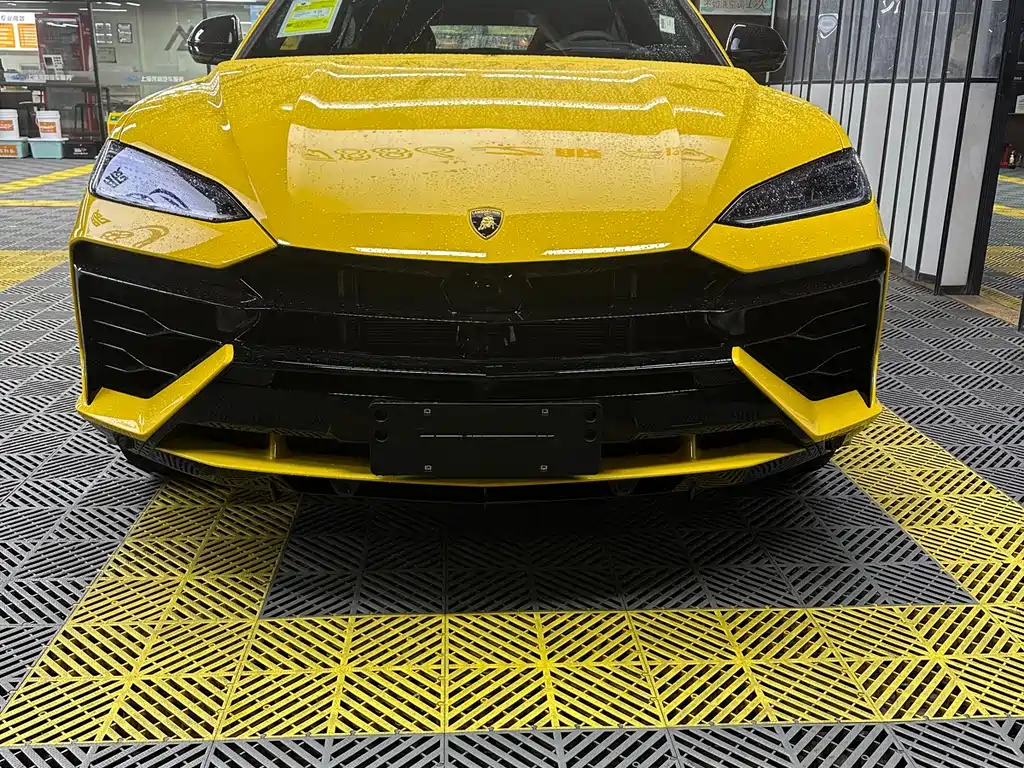 Lamborghini Urus SE — фото 3