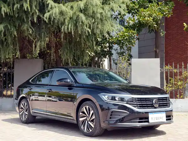 Volkswagen Passat 2024