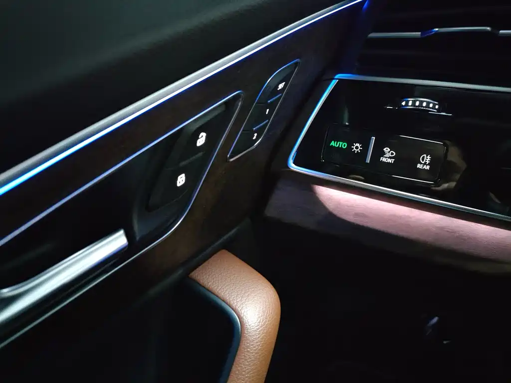 Audi Q7 2022 — фото 20