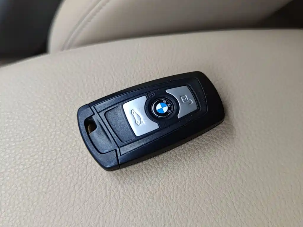 BMW 3 Series 2015 — фото 9