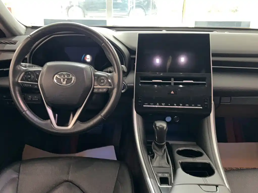 Toyota Avalon 2023 — фото 13