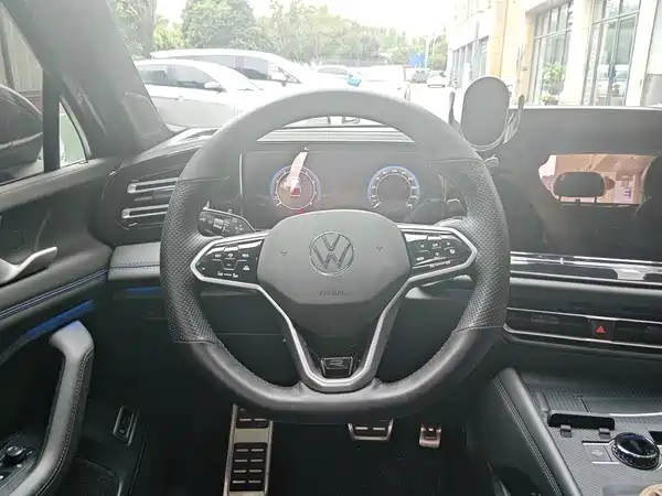 Volkswagen Tiguan L 2025