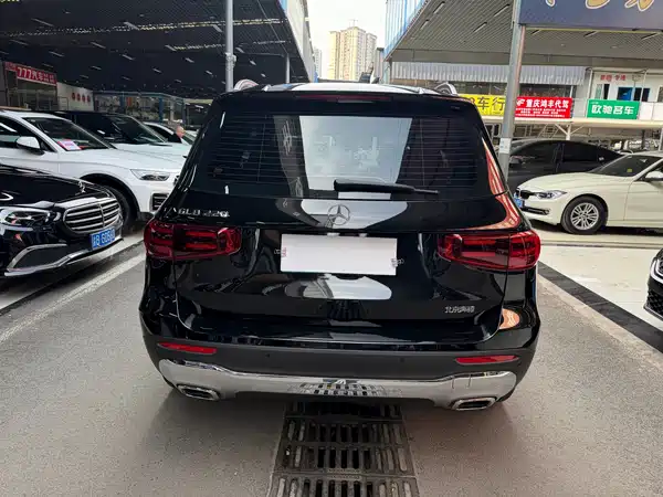 Mercedes-Benz GLB 2024