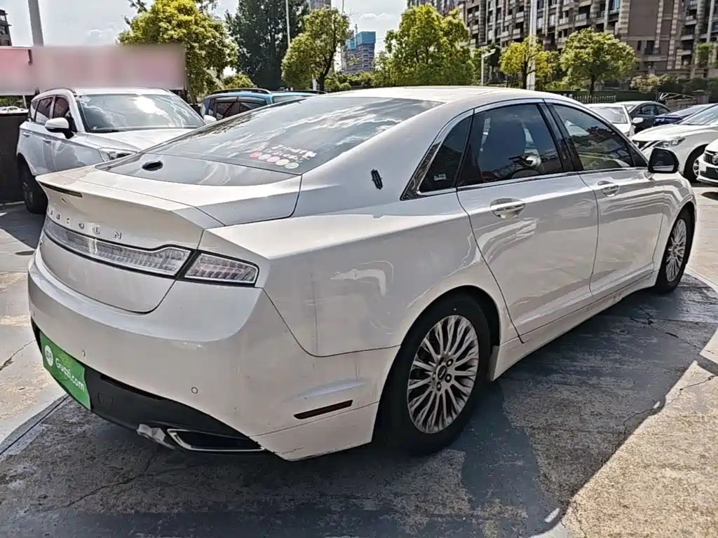 Lincoln MKZ 2015 — фото 7