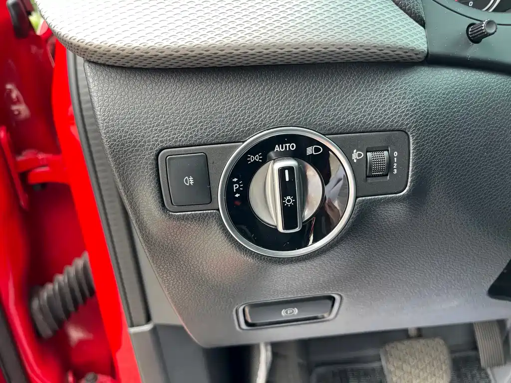 Mercedes-Benz B-Class 2017 — фото 10