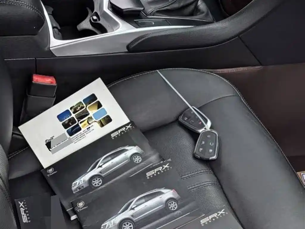 Cadillac SRX 2015 — фото 5