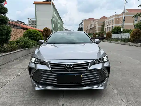 Toyota Avalon 2019
