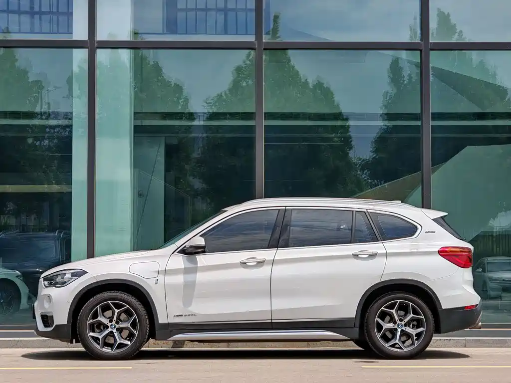 BMW X1 New Energy 2018 — фото 3