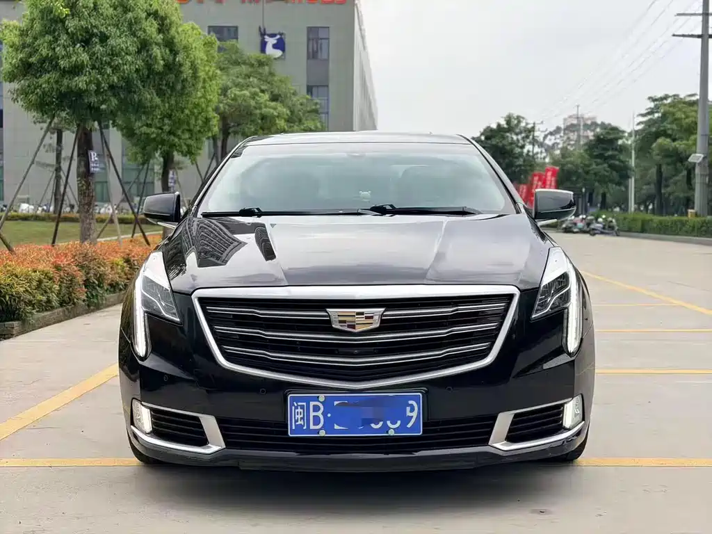 Cadillac XTS 2019 — фото 2