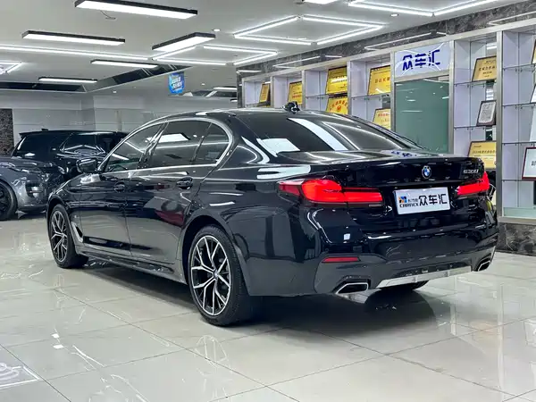 BMW 5 Series 2022