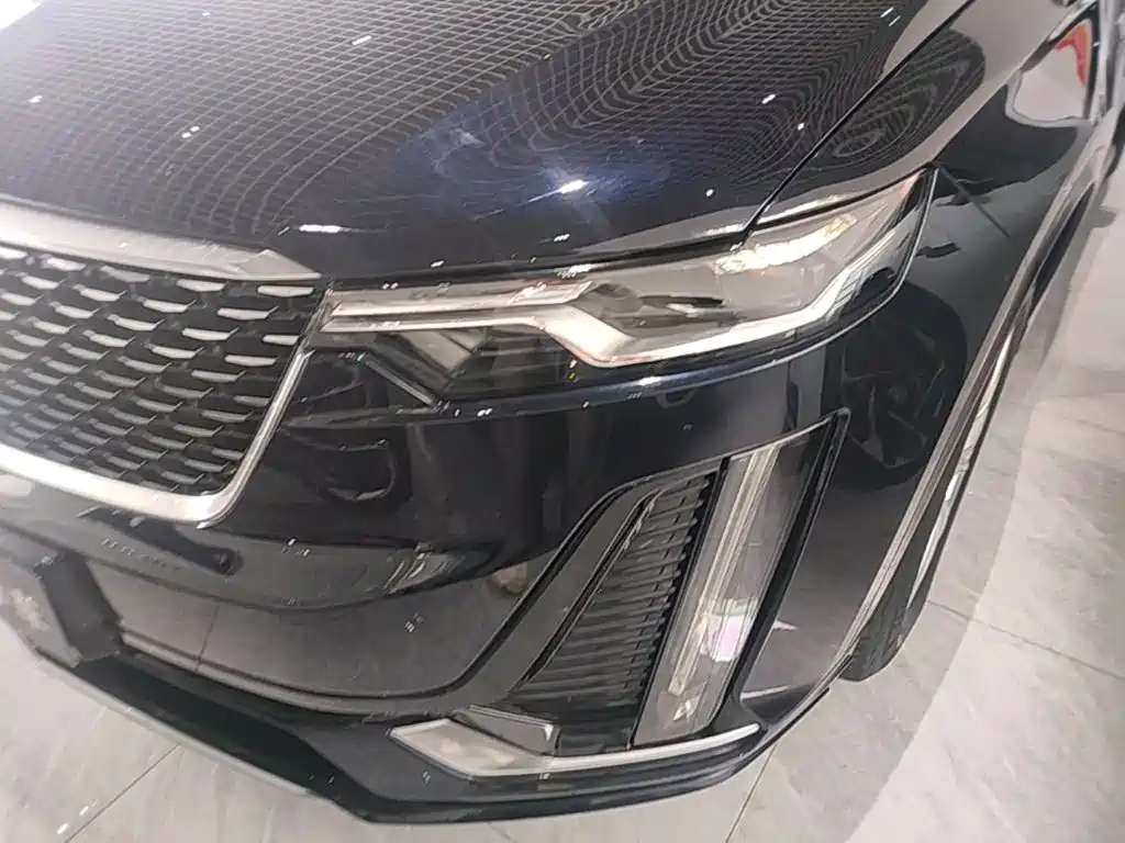 Cadillac XT6 2020 — фото 24