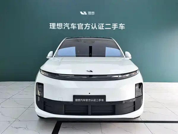 Li Auto L6 2024