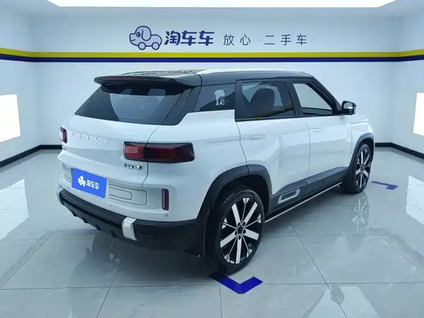 Geely ICON 2022