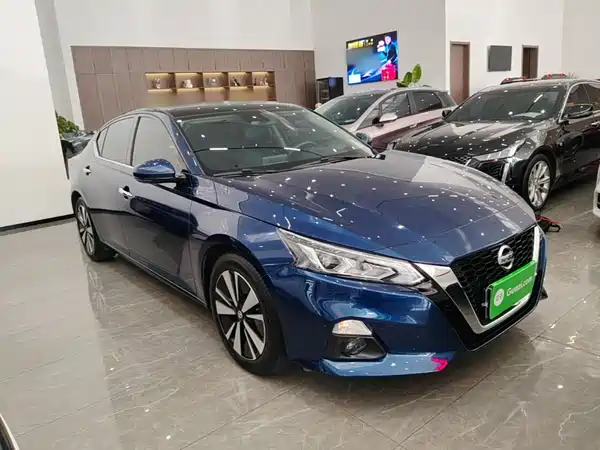 Nissan Teana 2023