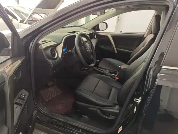 Toyota RAV4 2016