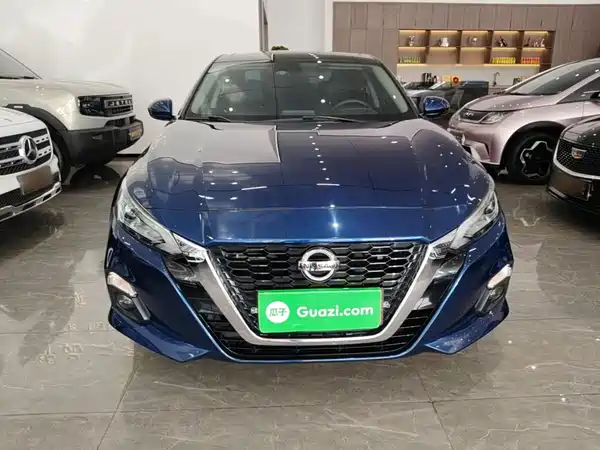 Nissan Teana 2023