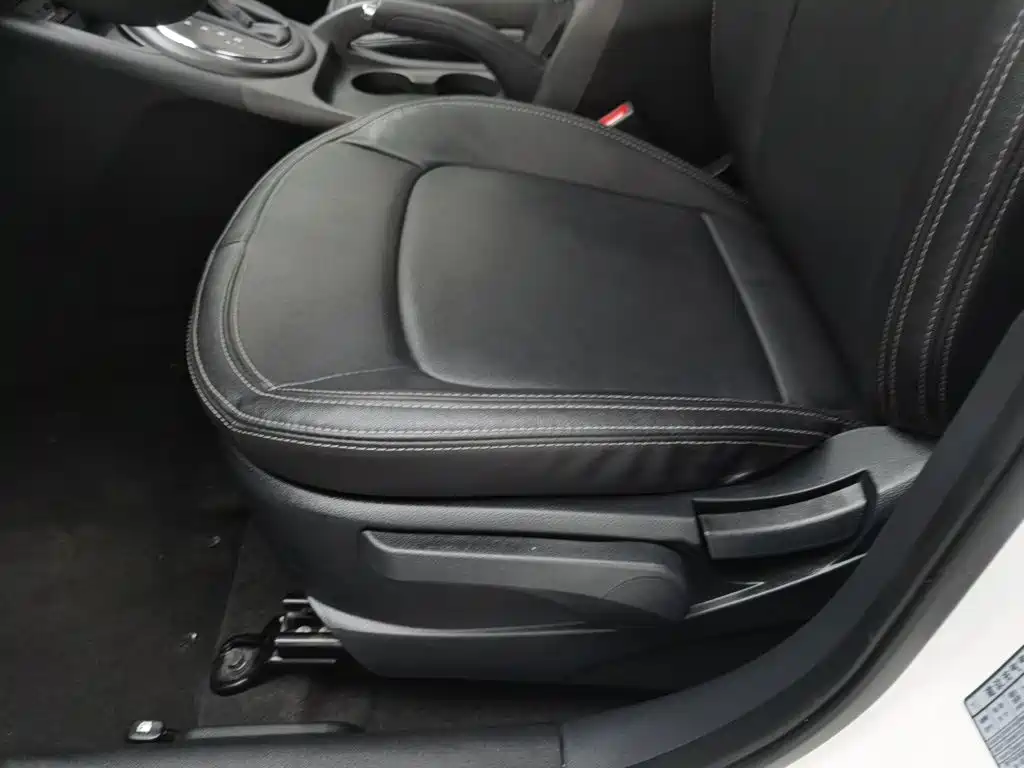 Kia Sportage 2012 — фото 20