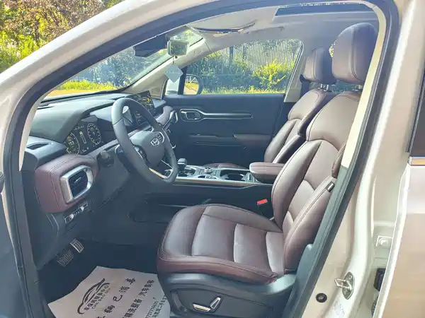 Geely Haoyue 2022