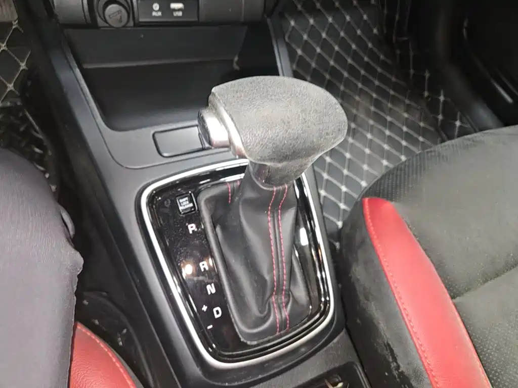 Kia KX CROSS 2019 — фото 14