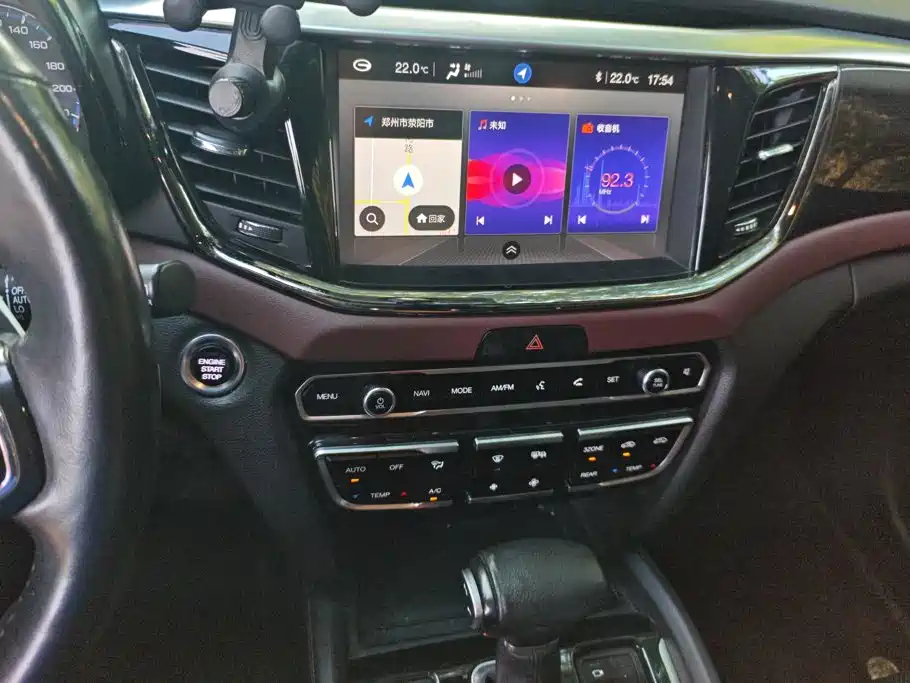 GAC Trumpchi GS8 2018 — фото 13