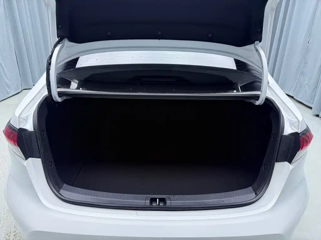 Toyota Levin 2023 — фото 12