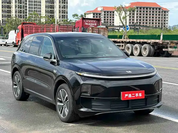 Li Auto L6 2024